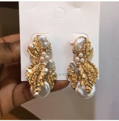 Makhoti Pearls Earrings