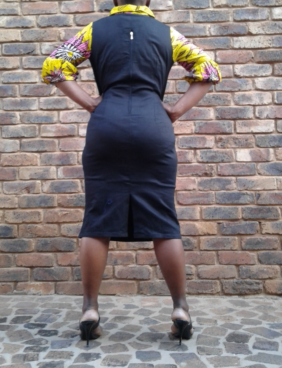 Ladies Black & Print Balloon Sleeves Dress - Size 12